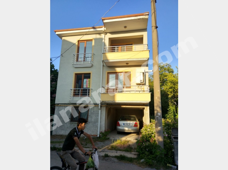 3+1 SATILIK MÜSTAKİL EV