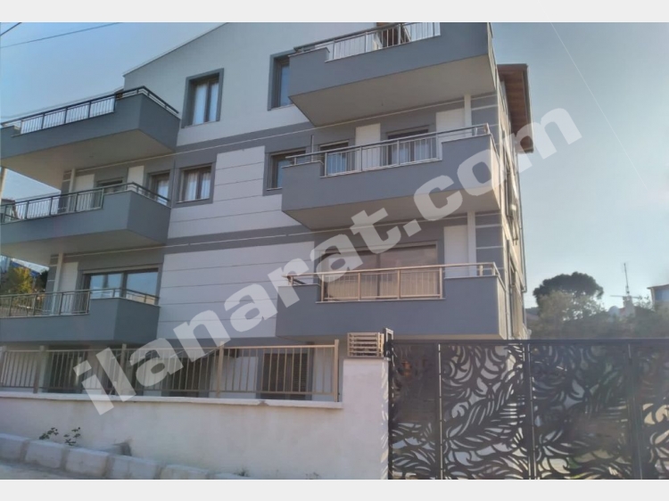 izmir urla iskele merkezi konumda sahibinden kiralik triplex villa