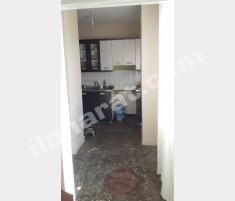 Acil satılık 5 odalı teras kat Acil satılık 5 odalı teras kat