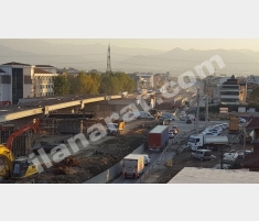 İZMİT OTOGAR KARŞISI YOLA CEPHE KOMPLE KİRALIK PLA... İZMİT OTOGAR KARŞISI YOLA CEPHE KOMPLE KİRALIK PLA...