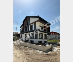 Yaşamkent'te natamam villa istediğiniz gibi dü... Yaşamkent'te natamam villa istediğiniz gibi dü...